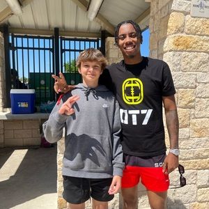 Meet your Posher, Wesley